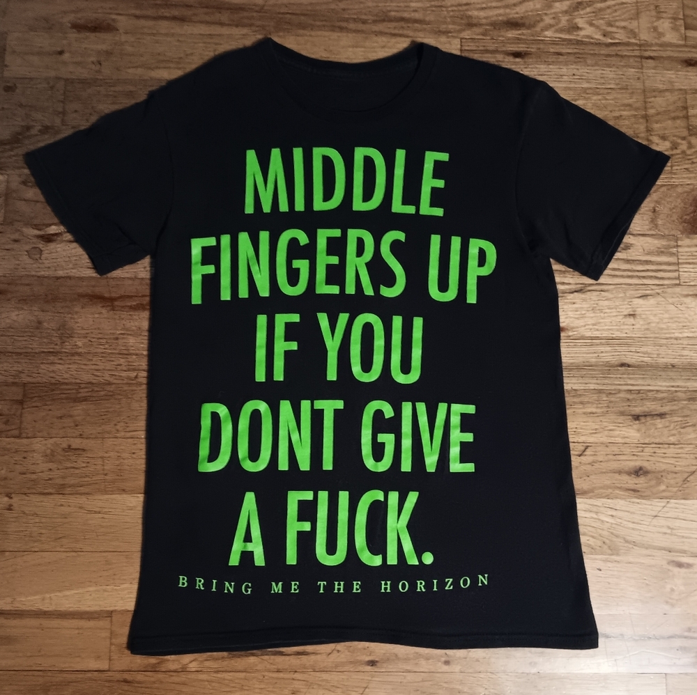 Bring Me The Horizon Middle Finger Up Don't Give t-shirt concert metal metalcore
